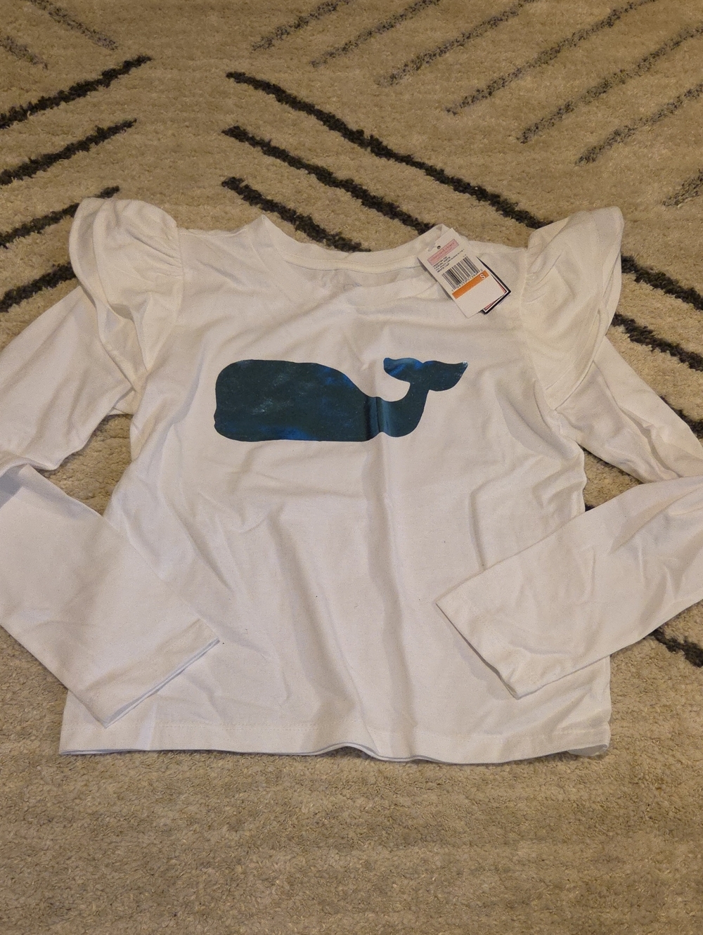 Vineyard Vines White Long-Sleeve Tee with Blue Whale Graphic